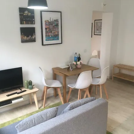 Porta De Sao Bento *